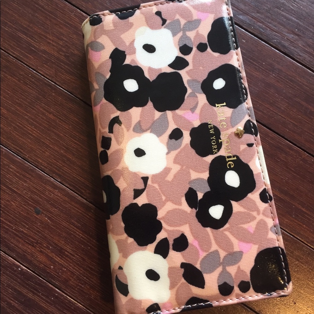 Kate spade wallet